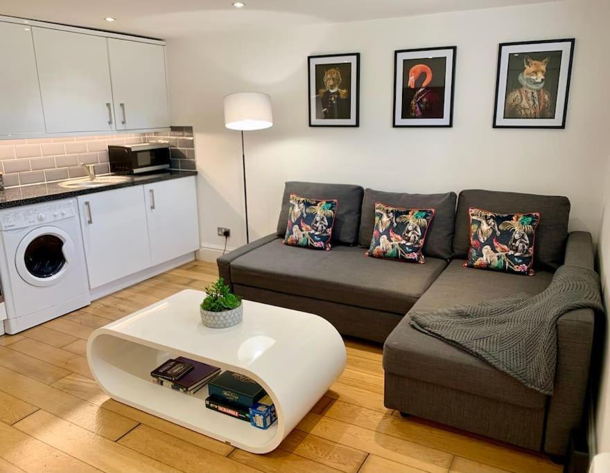 Modern, Period Property With Parking - Located Near Uni, Hospital & Town Centre 雷丁 外观 照片